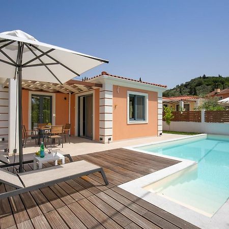 Perithia Suites Bagian luar foto