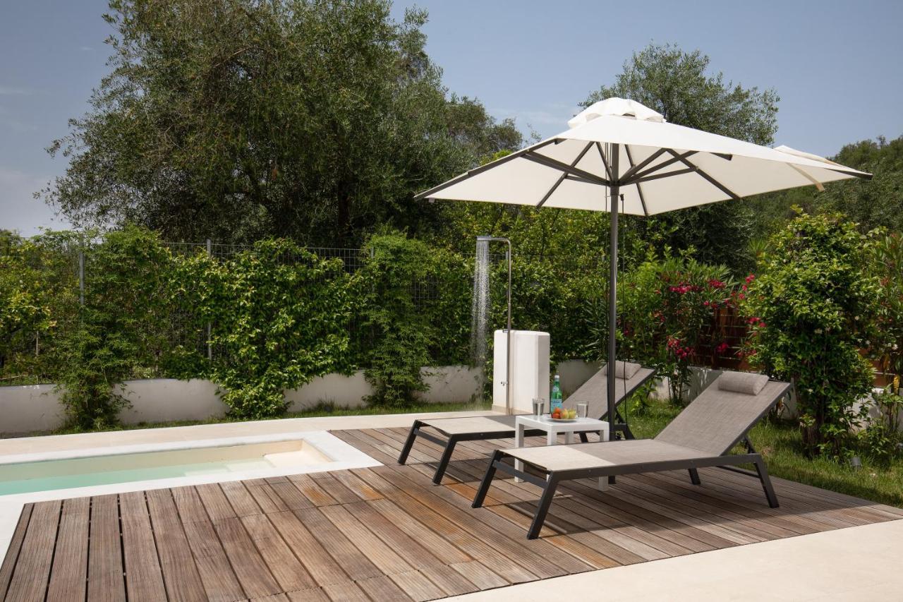 Perithia Suites Bagian luar foto